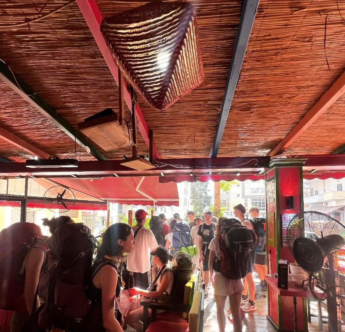 Hostel Chilli Tirana