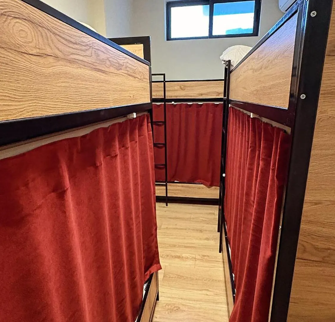 Hostel Chilli Tirana